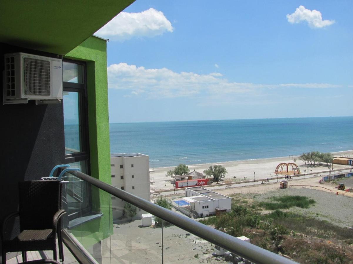 Apartamente Azzurro On The Beach Năvodari Eksteriør bilde