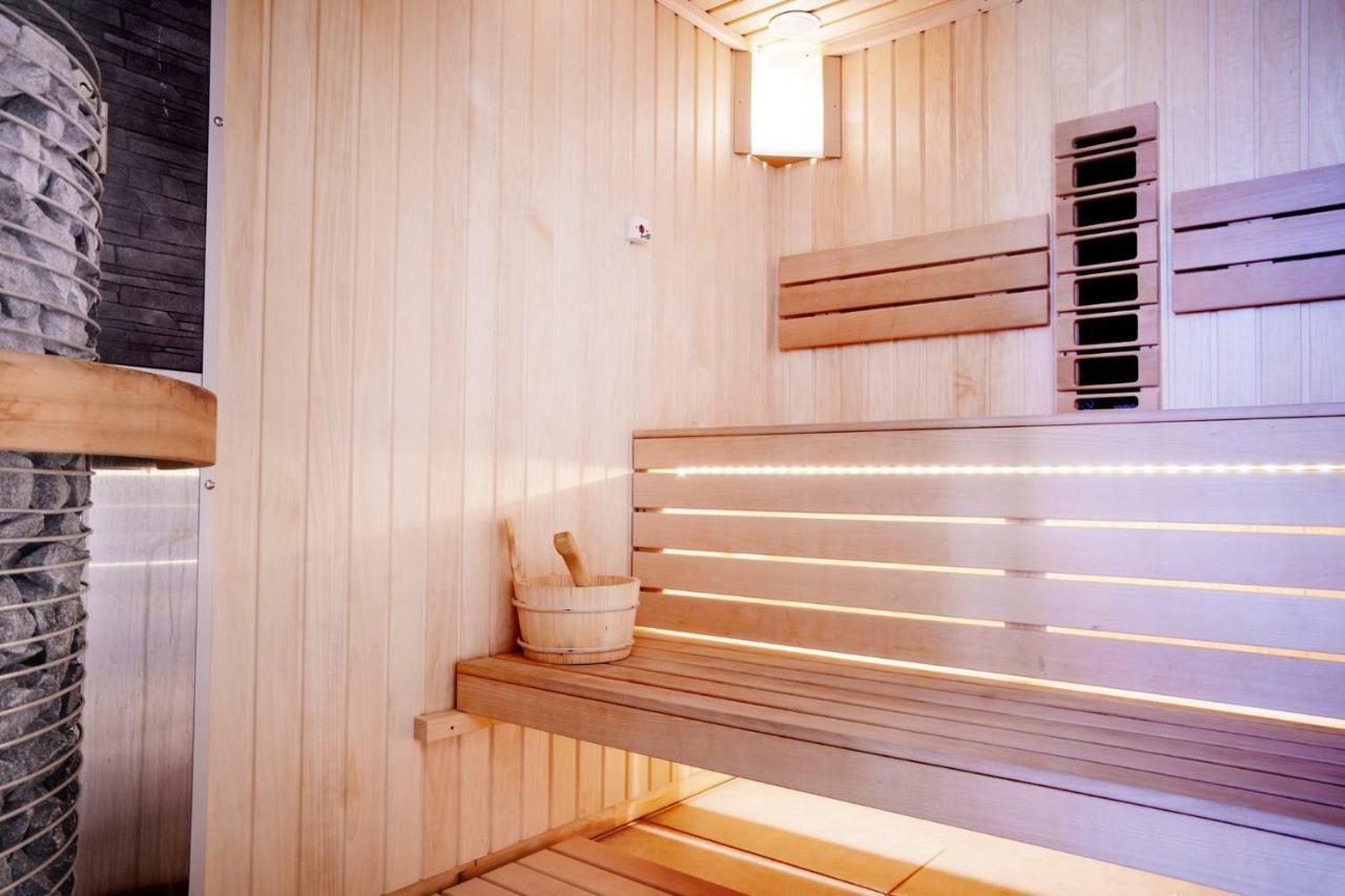 Apartamente Azzurro On The Beach Năvodari Eksteriør bilde