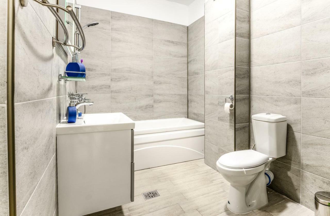 Apartamente Azzurro On The Beach Năvodari Eksteriør bilde